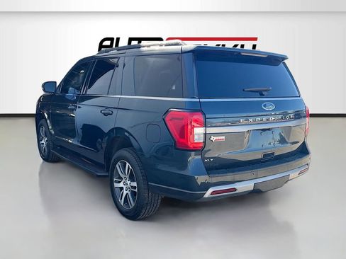 Used 2023 Ford Expedition XLT RWD image 5