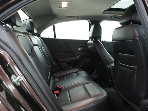 Used 2015 Chevrolet Malibu LTZ FWD image 12