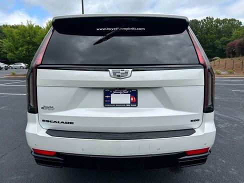 Used 2023 Cadillac Escalade ESV Sport Platinum w/ LPO, ONYX Package AWD/4WD image 24