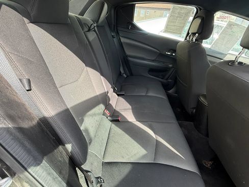 Used 2013 Dodge Avenger SE FWD image 11