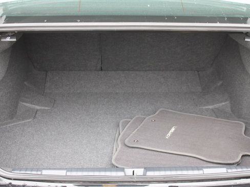 Certified 2025 Subaru Legacy Sport image 29