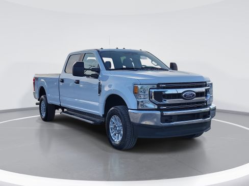 Used 2021 Ford F350 XL w/ STX Appearance Package image 2