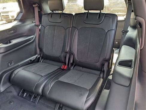 New 2025 Jeep Grand Cherokee L Altitude image 11