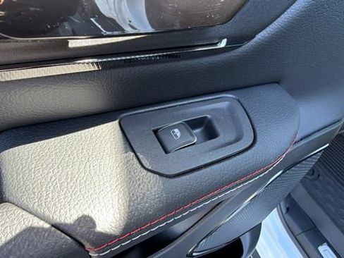 New 2026 RAM 1500 Laramie AWD/4WD image 19