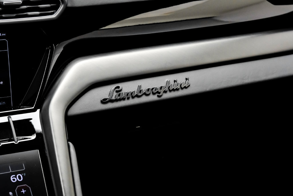 Used 2024 Lamborghini Urus S AWD/4WD image 39
