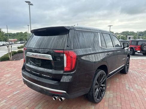 Used 2021 GMC Yukon Denali w/ Denali Premium Package AWD/4WD image 14