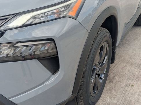 New 2026 Nissan Rogue SV FWD image 9