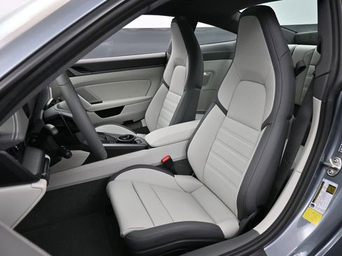 New 2026 Porsche 911 Carrera 4S AWD/4WD image 5