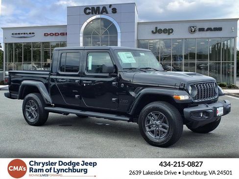 New 2025 Jeep Gladiator Sport image 1