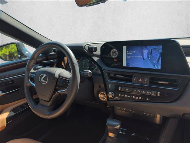 Used 2024 Lexus ES 350 w/ Premium Package FWD image 29