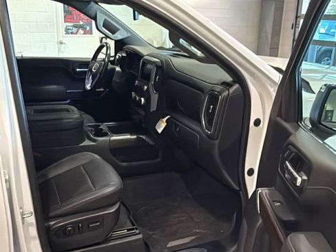 Used 2021 GMC Sierra 1500 SLT w/ SLT Premium Package AWD/4WD image 12