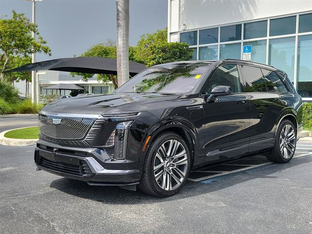 Certified 2026 Cadillac Vistiq Platinum w/ LPO, Floor Liner Package AWD/4WD image 49