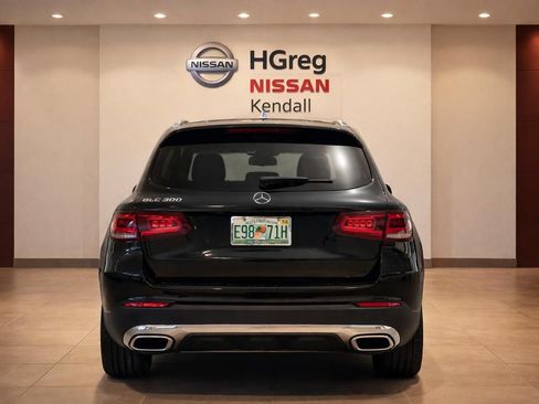 Used 2022 Mercedes-Benz GLC 300 image 6