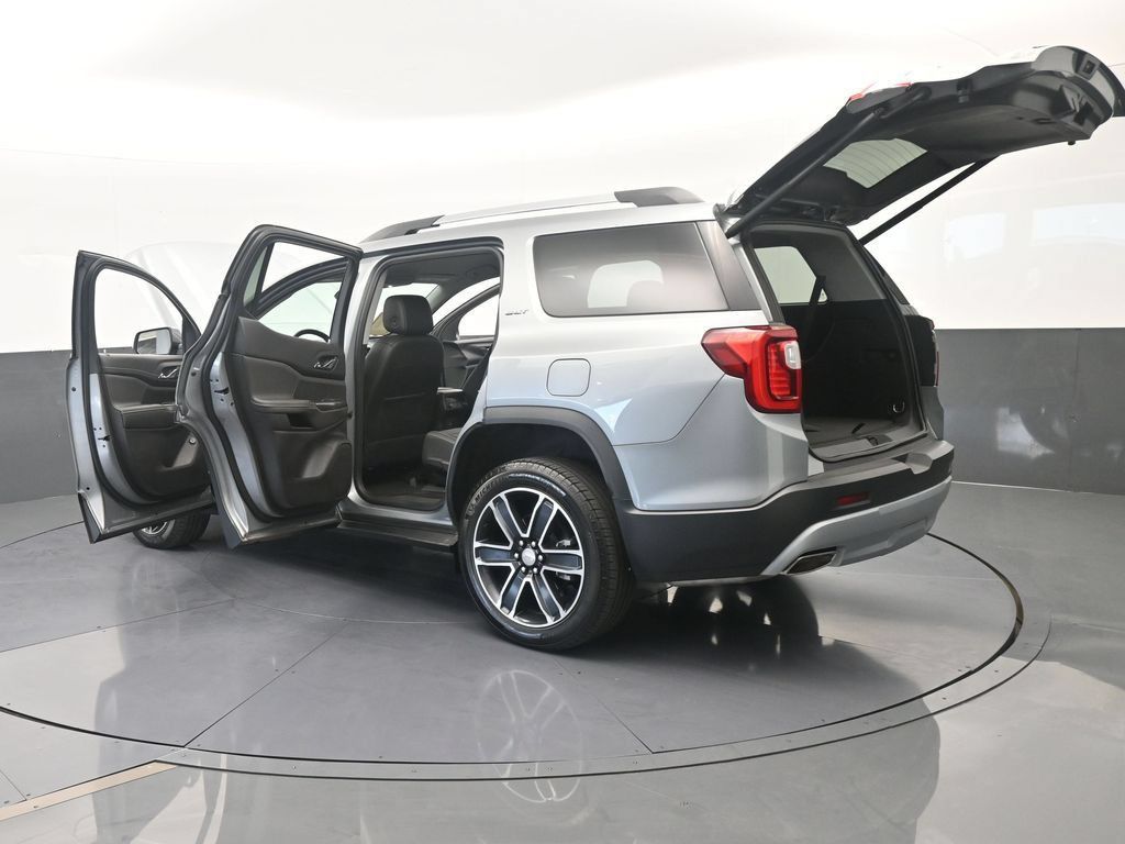 Used 2023 GMC Acadia SLT w/ Technology Package FWD image 78
