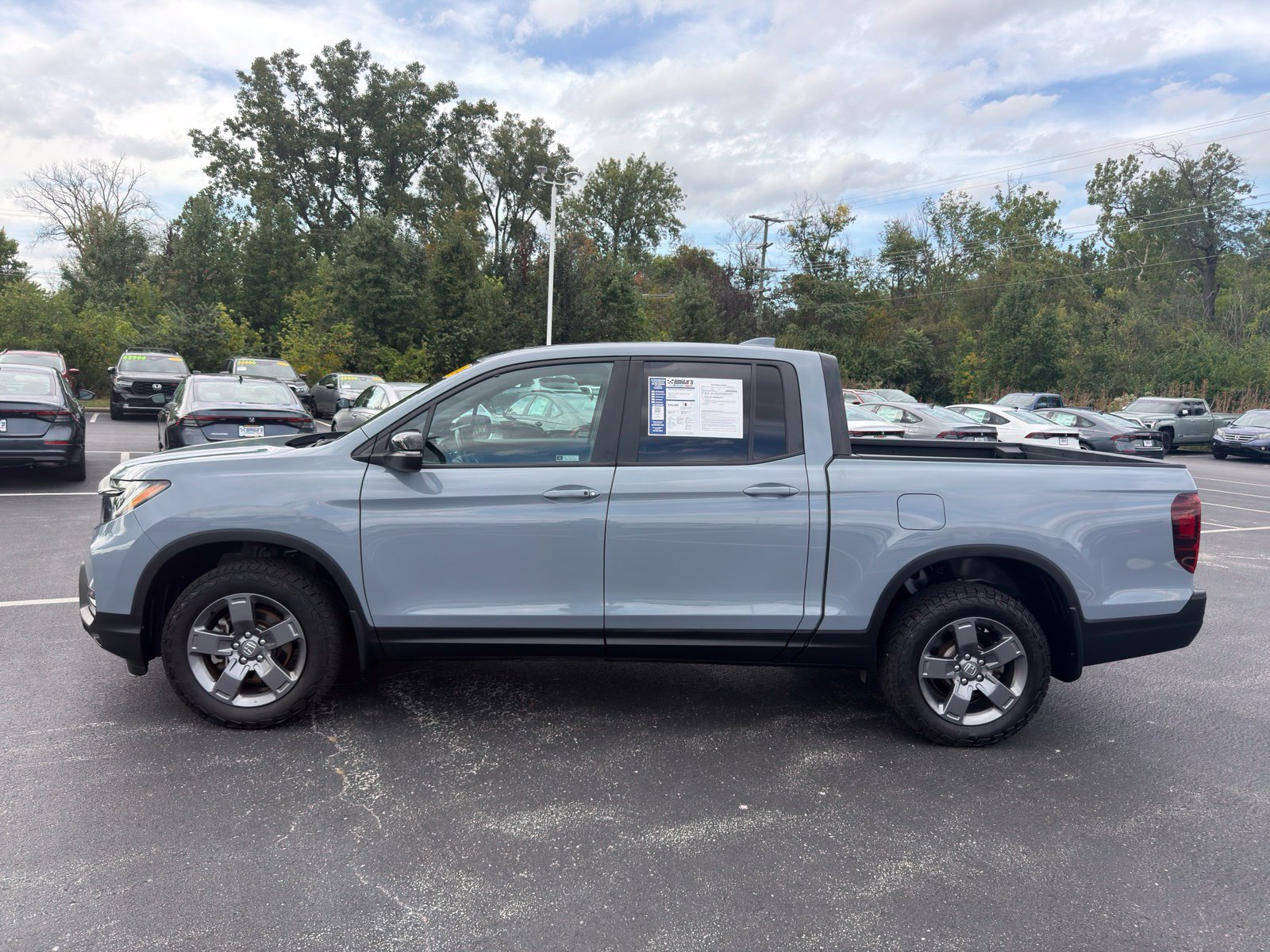 Used 2024 Honda Ridgeline TrailSport image 3