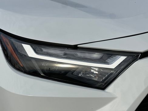 Used 2025 Toyota RAV4 XLE image 47