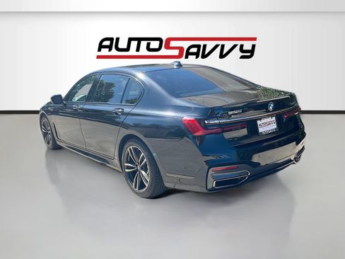 Used 2022 BMW 750i xDrive w/ Executive Package AWD/4WD image 5
