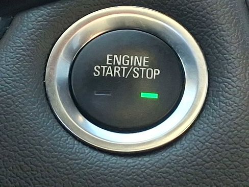 Used 2023 Chevrolet Traverse Premier w/ Redline Edition image 24