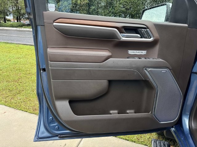 Used 2025 GMC Sierra 1500 Denali AWD/4WD image 19
