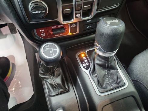 New 2026 Jeep Wrangler Unlimited Sport image 15