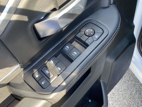 Used 2025 RAM 2500 Big Horn image 14