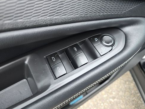 New 2025 Chevrolet Blazer EV LT FWD image 25