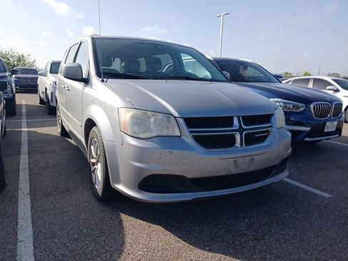 Used 2014 Dodge Grand Caravan SXT w/ Rear Park Assist Package FWD image 1