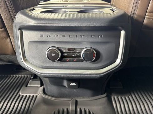 Certified 2025 Ford Expedition King Ranch AWD/4WD image 13