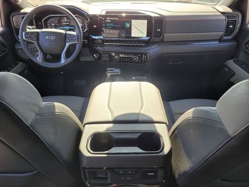 Used 2025 Chevrolet Silverado 1500 ZR2 w/ Technology Package image 16