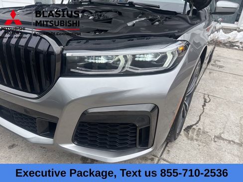 Used 2021 BMW 750i xDrive w/ Executive Package image 28