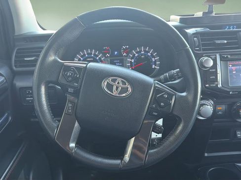 Used 2015 Toyota 4Runner TRD Pro image 9