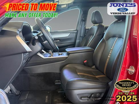 Used 2024 MAZDA CX-90 Plug-In Hybrid w/ Premium Plus AWD/4WD image 12
