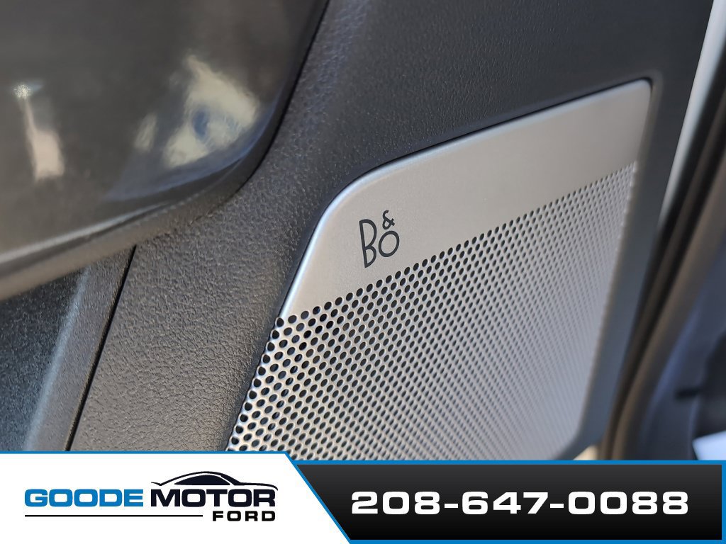 Used 2023 Ford F150 Lariat w/ Equipment Group 502A High AWD/4WD image 9