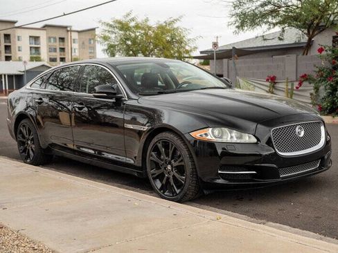 Used 2011 Jaguar XJ L image 7