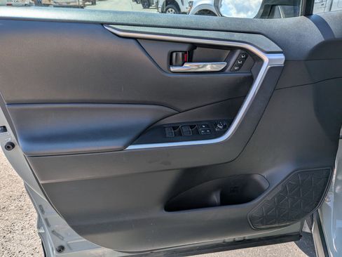 Used 2022 Toyota RAV4 XLE Premium AWD/4WD image 14