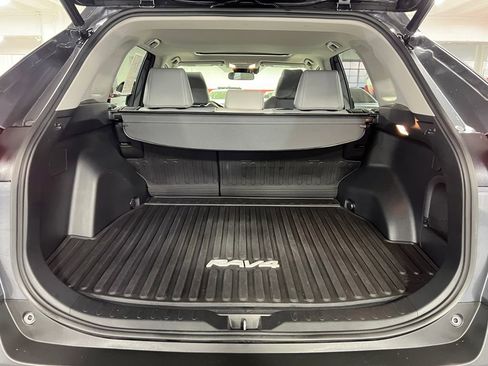 Certified 2021 Toyota RAV4 XLE Premium image 46