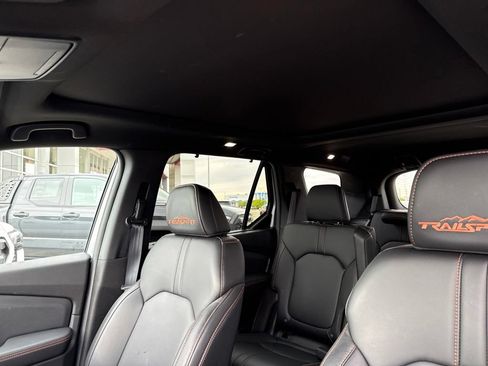 Used 2025 Honda Pilot TrailSport image 20