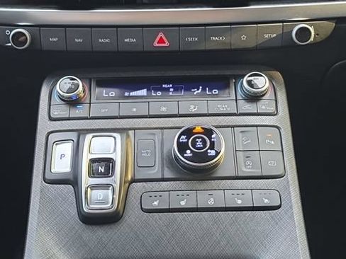Used 2023 Hyundai Palisade Limited AWD/4WD image 33