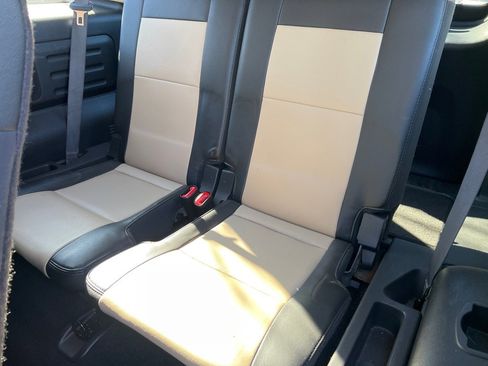 Used 2010 Ford Explorer Eddie Bauer image 10