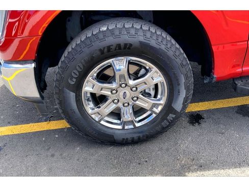 Used 2023 Ford F150 Lariat w/ Trailer Tow Package AWD/4WD image 10