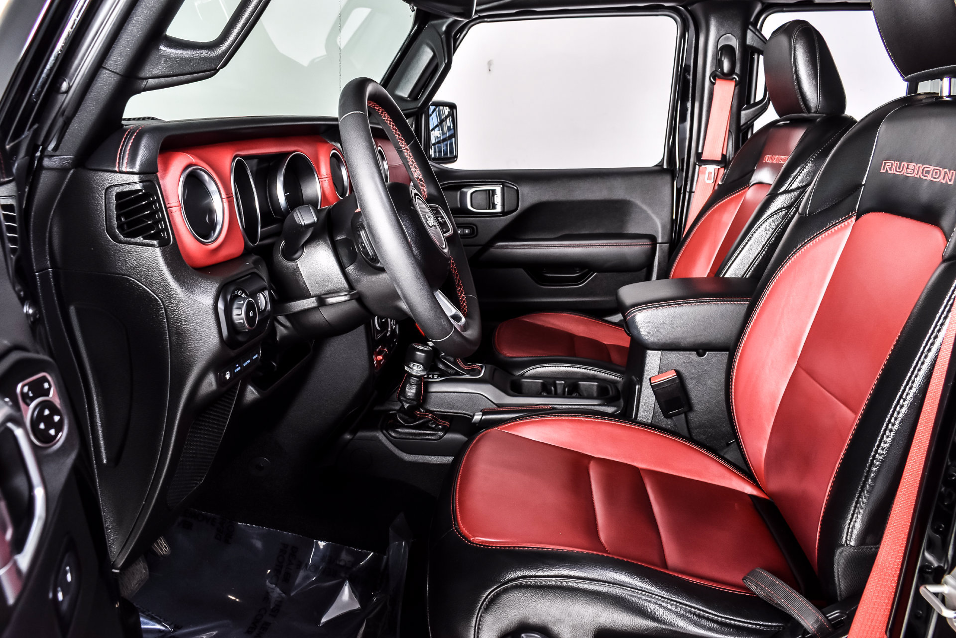 Used 2023 Jeep Wrangler Unlimited Rubicon 4xe AWD/4WD image 13
