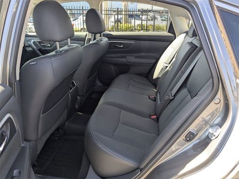 Used 2017 Nissan Altima 2.5 SL w/ 2.5 Technology Package image 13