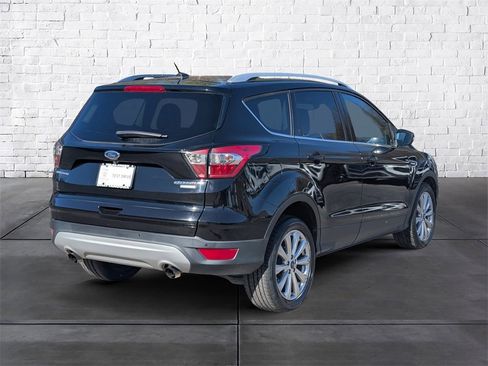 Used 2017 Ford Escape Titanium image 7
