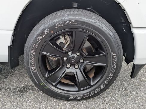 Used 2023 RAM 1500 Big Horn RWD image 11