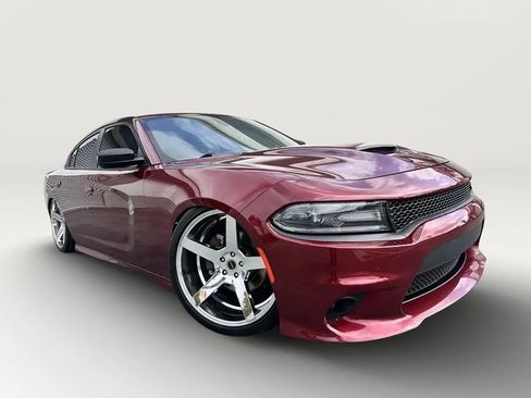 Used 2019 Dodge Charger R/T w/ Driver Confidence Group RWD image 9