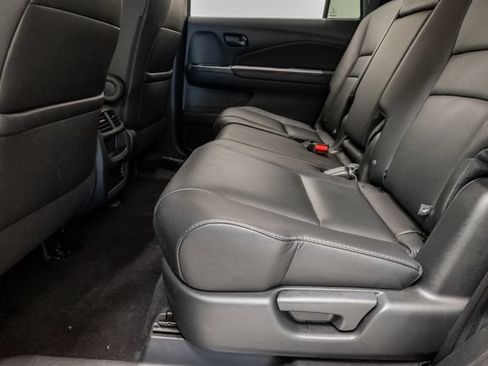 Used 2023 Honda Passport EX-L image 28