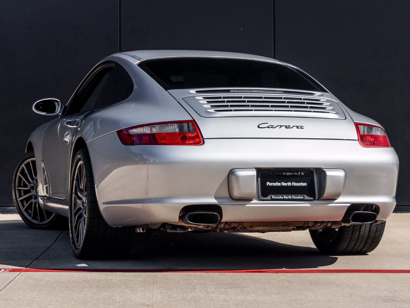 Used 2008 Porsche 911 Carrera RWD image 3
