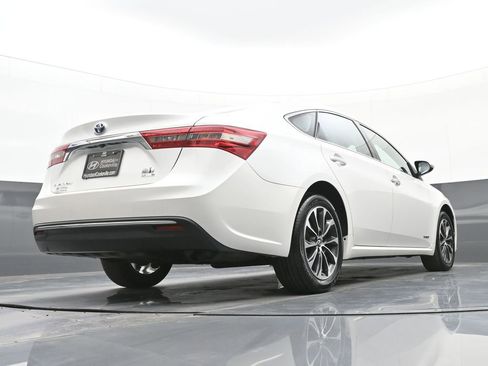 Used 2016 Toyota Avalon XLE Premium image 38