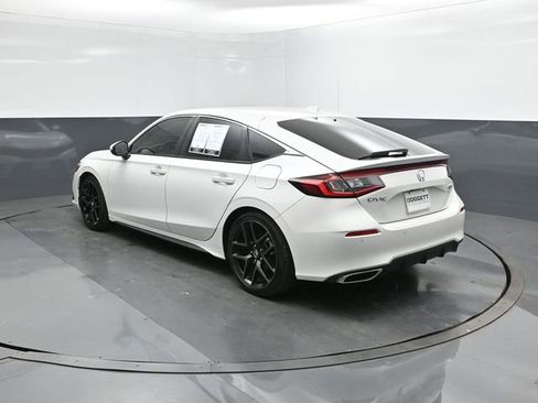 Used 2024 Honda Civic Sport Touring image 5