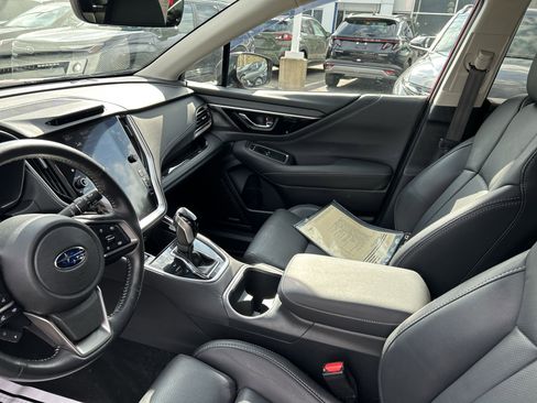 Used 2022 Subaru Outback Limited w/ Popular Package #2 image 29